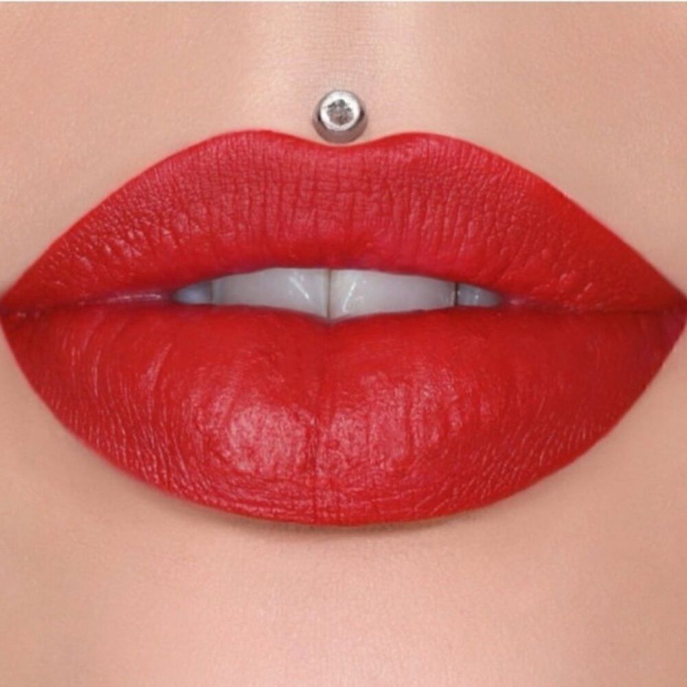 Jeffree star Confessional Velvet Trap Lipstick